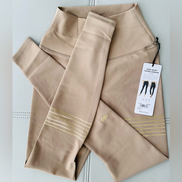 NWT! ALO YOGA High-Waist Vapor Legging Nude w/ Gold Highlights (Spark Gravel) XS - Picture 10 of 16